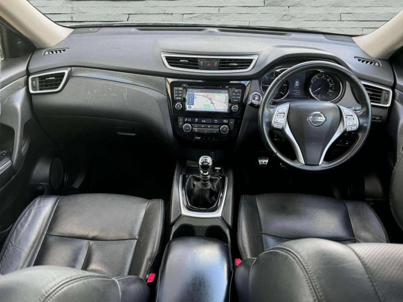 NISSAN X-TRAIL